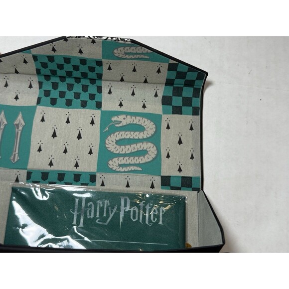 Harry Potter Diff Gryffindor Prescription Glasses W/Themed Case & Cleaning Cloth - Picture 13 of 14